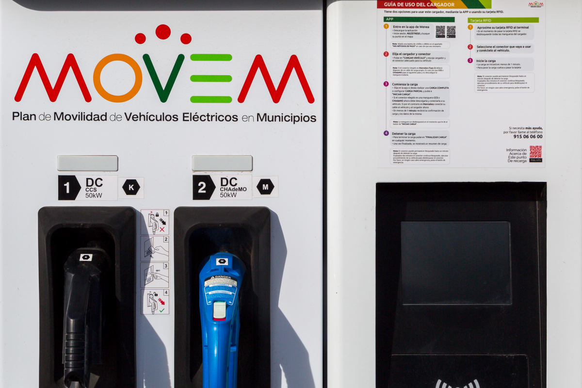 El primer mes de funcionamiento de las electrolineras del plan MOVEM registra 700 recargas