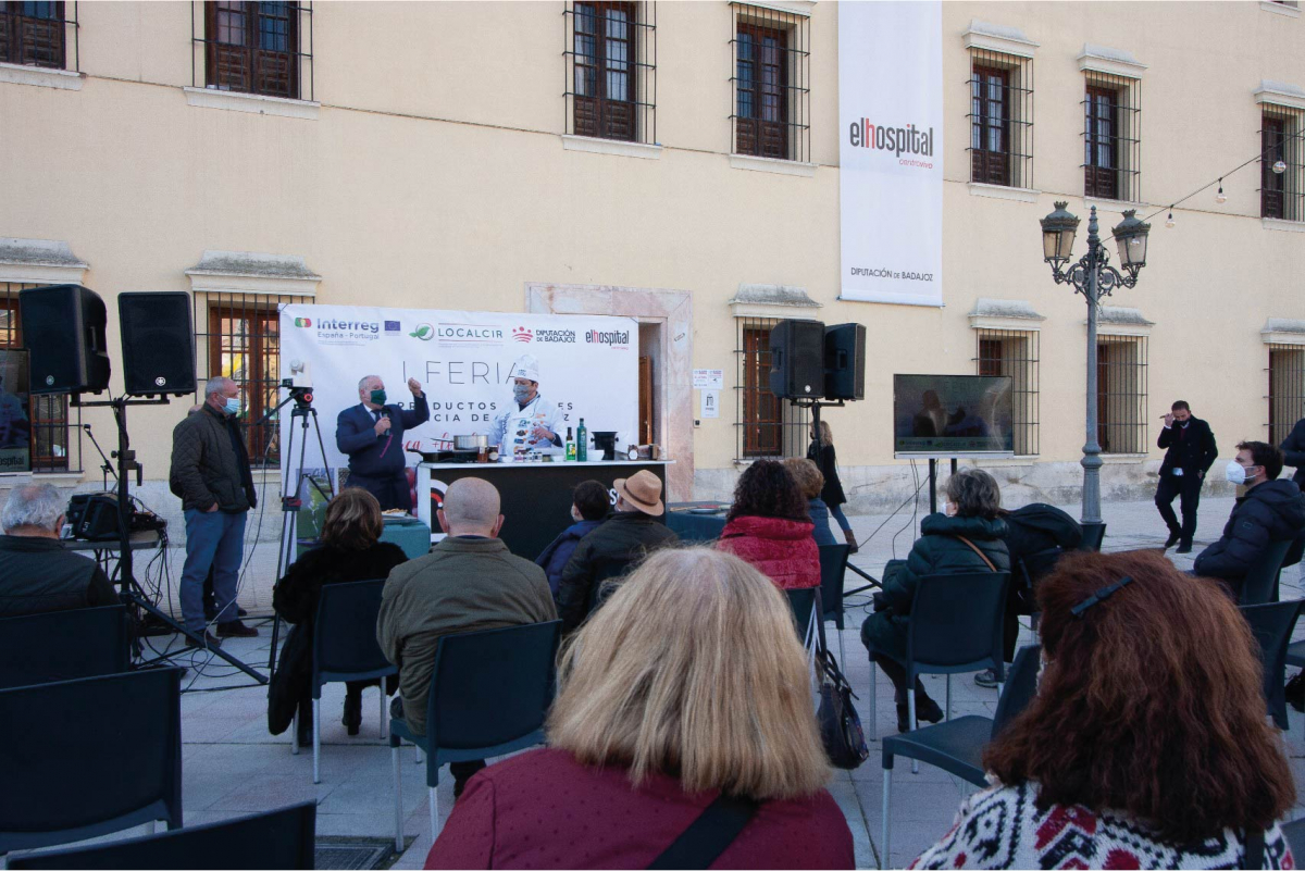 Cerca de 2.260 personas han podido disfrutar de la I Feria de Productos Locales de la Diputación de Badajoz