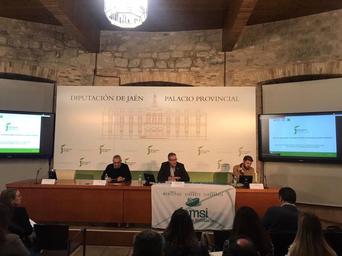 La Diputación de Badajoz ha presentado en Jaén el proyecto piloto de Agenda Urbana de Valverde de Burguillos 2030